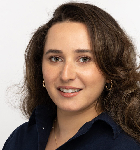 Portrait d'Emna Ben Jelili, conseillère en communications et boursière Arbour